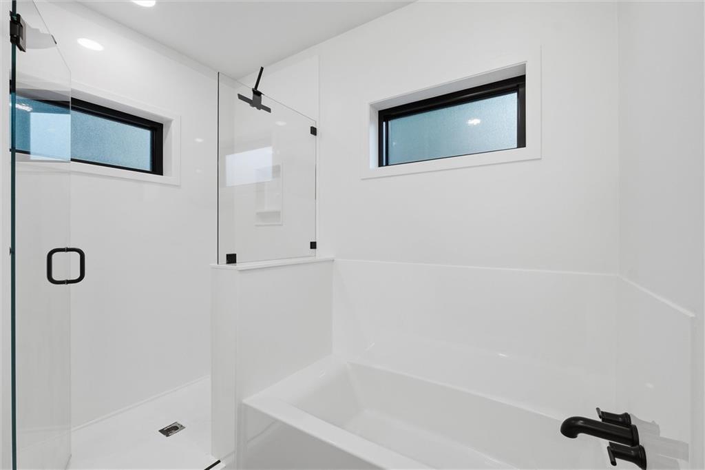 1506 University Drive Property Photo 29