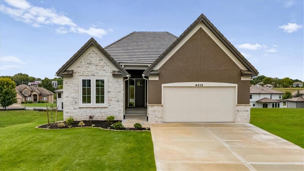 4012 NE Chapel Ridge Place Property Photo 1