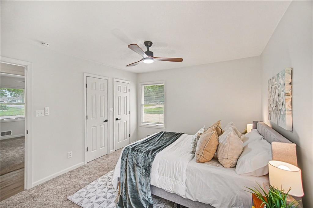 300 N Woodson Drive Property Photo 18