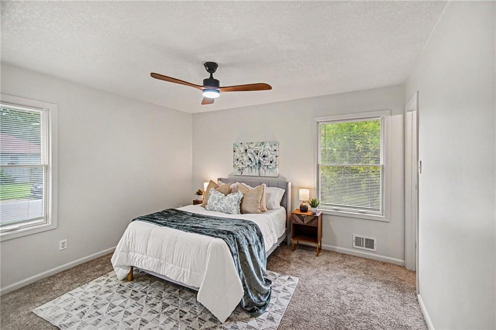 300 N Woodson Drive Property Photo 19