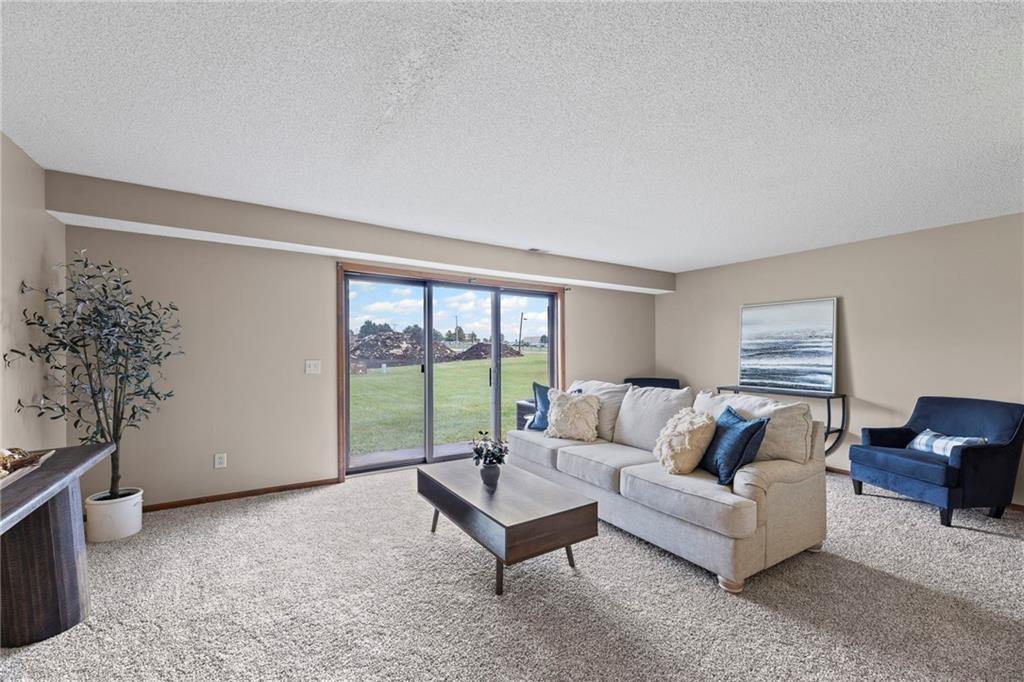 1107 Jeff Circle Property Photo 4