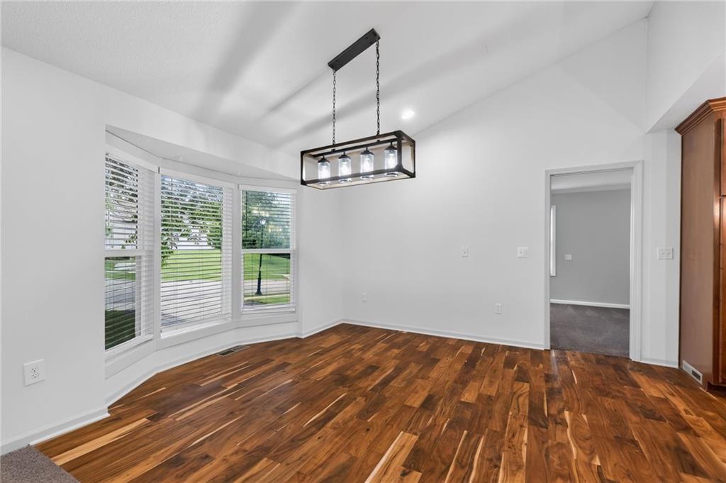 9921 W 67th Street Property Photo 7