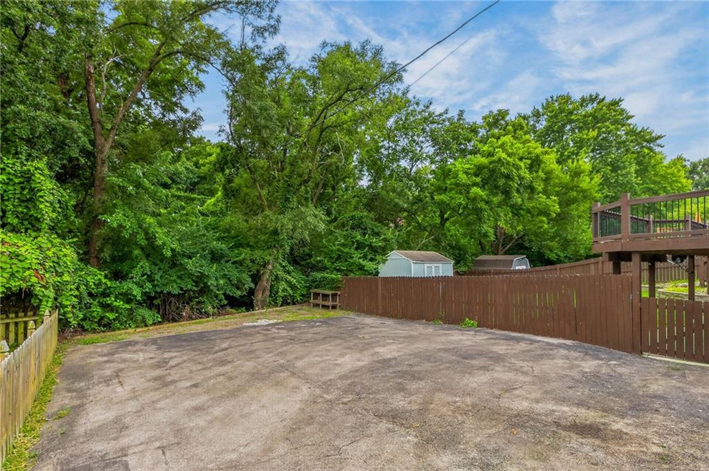 9921 W 67th Street Property Photo 43