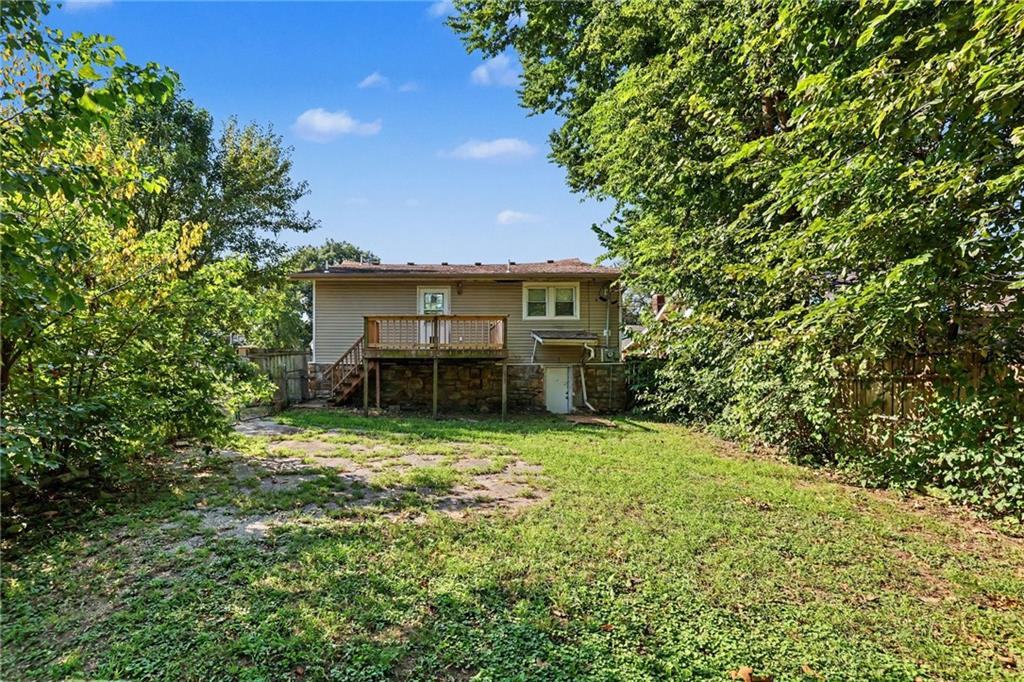 1836 Freeman Avenue Property Photo 22