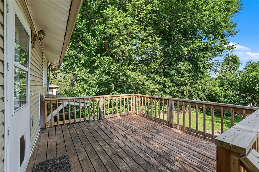1836 Freeman Avenue Property Photo 23