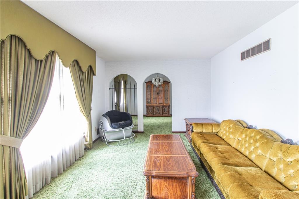 3026 S Kendall Drive Property Photo 10