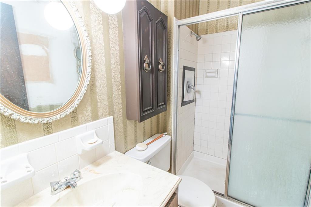 3026 S Kendall Drive Property Photo 18