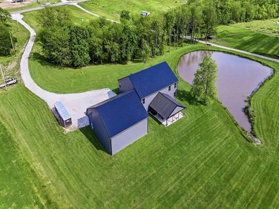 2362 Sw Us 169 Highway Property Photo 3
