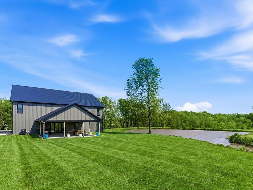 2362 Sw Us 169 Highway Property Photo 4