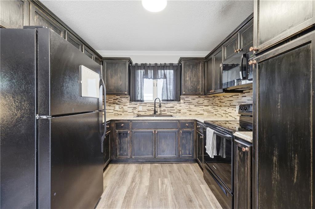 17705 E 28th Street Property Photo 6