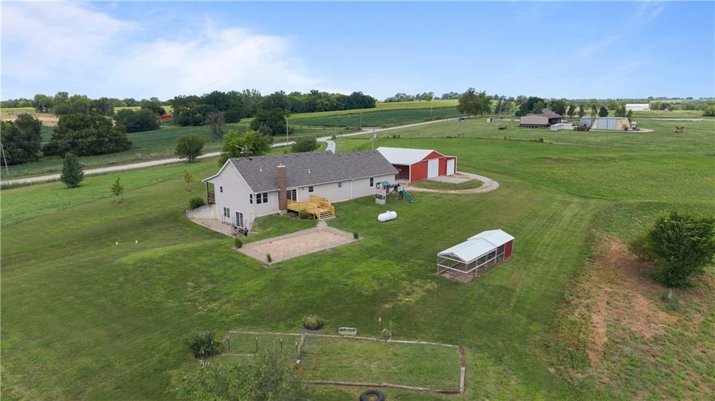 419 Ne 251 Road Property Photo 29