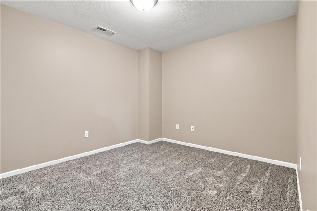 419 Ne 251 Road Property Photo 73