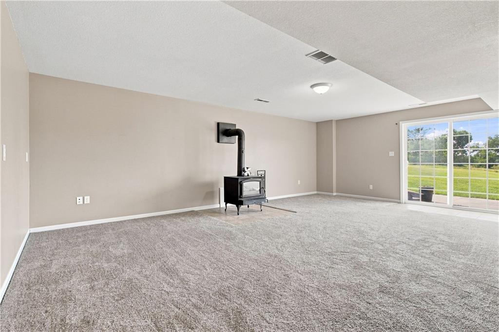 419 Ne 251 Road Property Photo 75