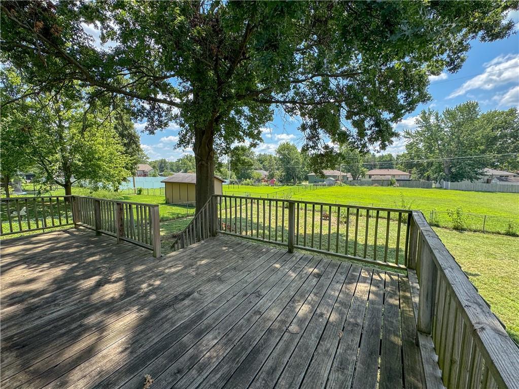 1403 Blueberry Drive Property Photo 4