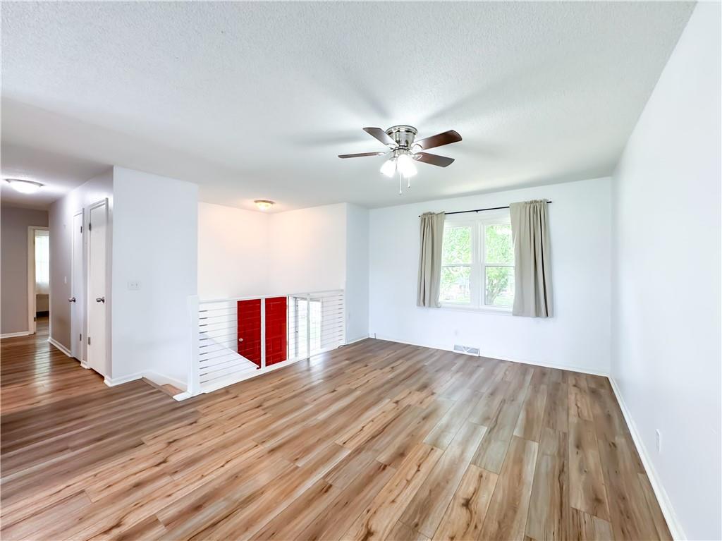 1403 Blueberry Drive Property Photo 5