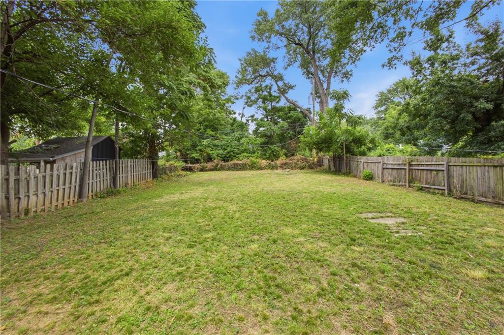 1124 E 80th Street Property Photo 19