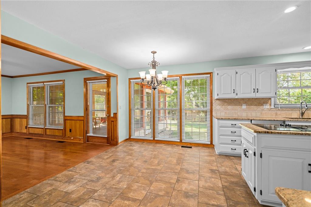 5722 Richards Circle Property Photo 9