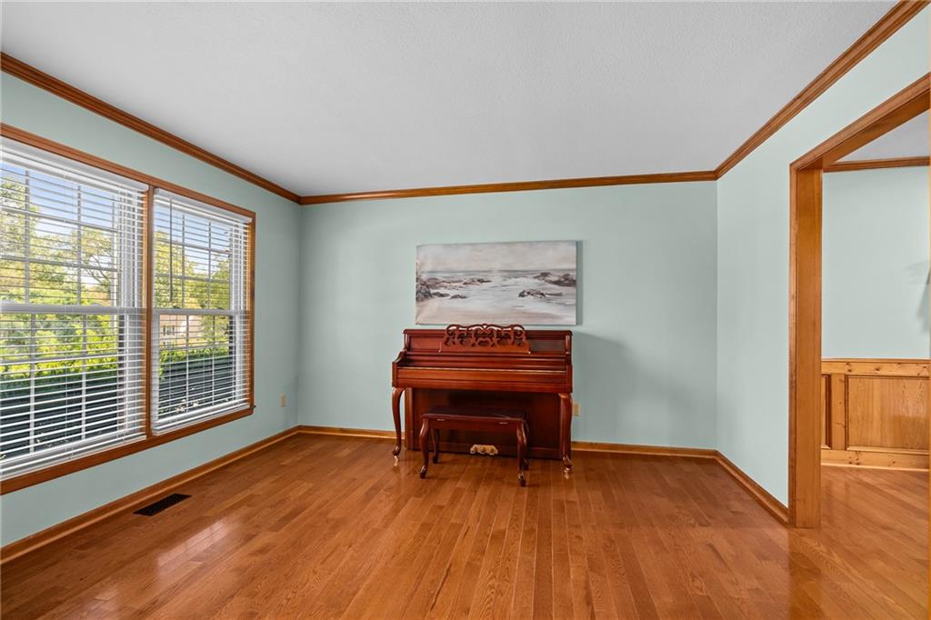 5722 Richards Circle Property Photo 12