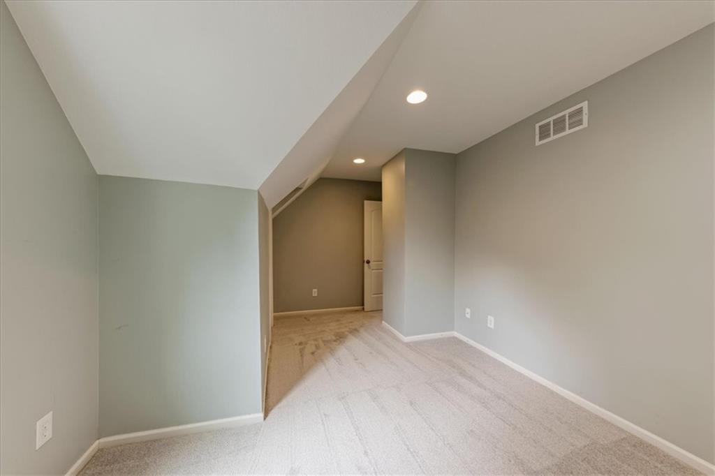 4346 Locust Street Property Photo 23