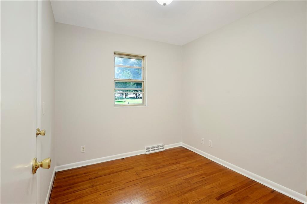 1802 Bird Terrace Property Photo 13