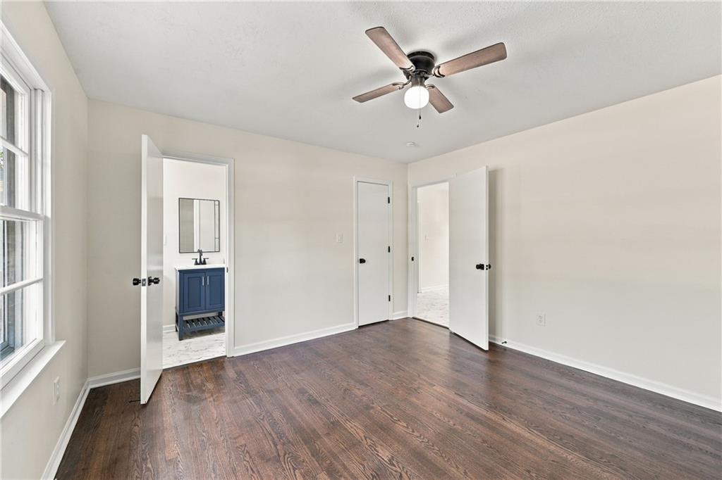 3320 Blue Ridge Boulevard Property Photo 7