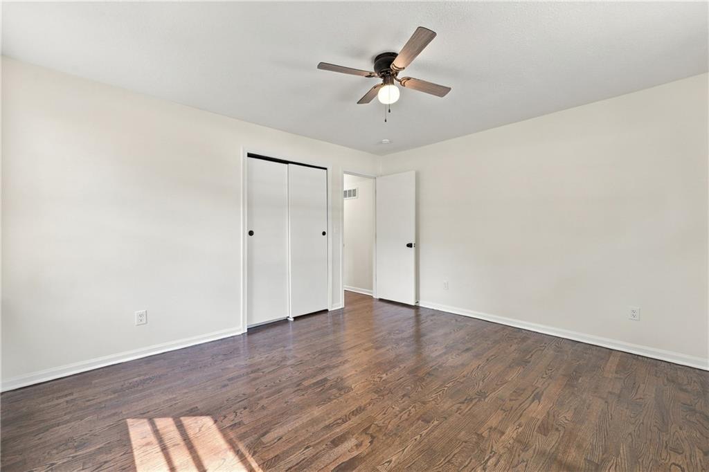 3320 Blue Ridge Boulevard Property Photo 13