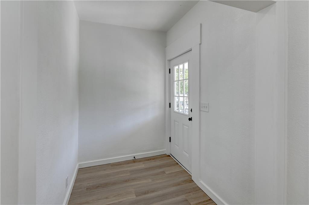 1540 Poplar Avenue Property Photo 6