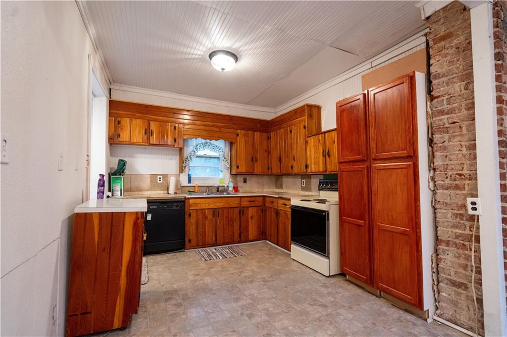 6501 S 16th Street Property Photo 4