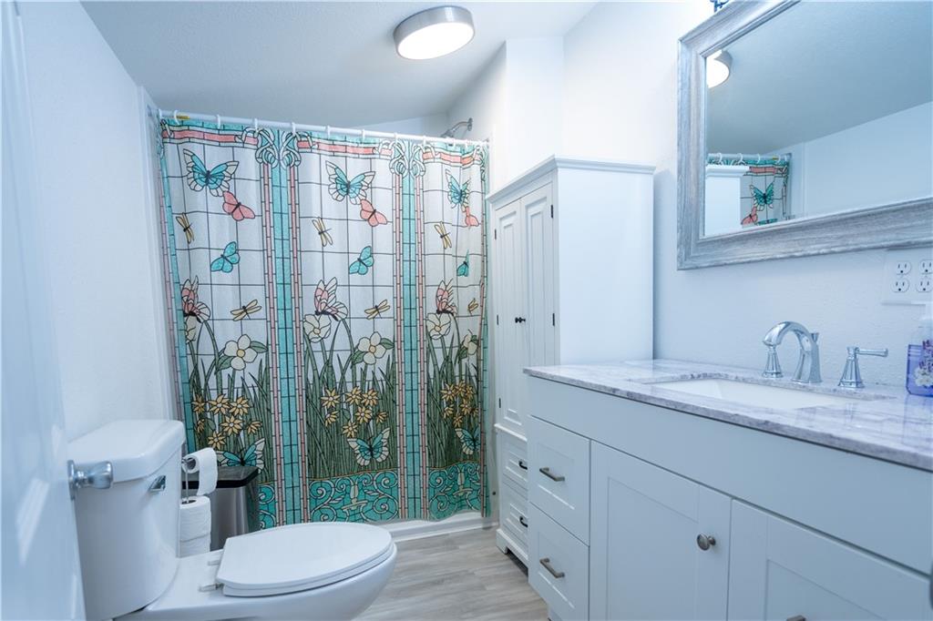 6501 S 16th Street Property Photo 10