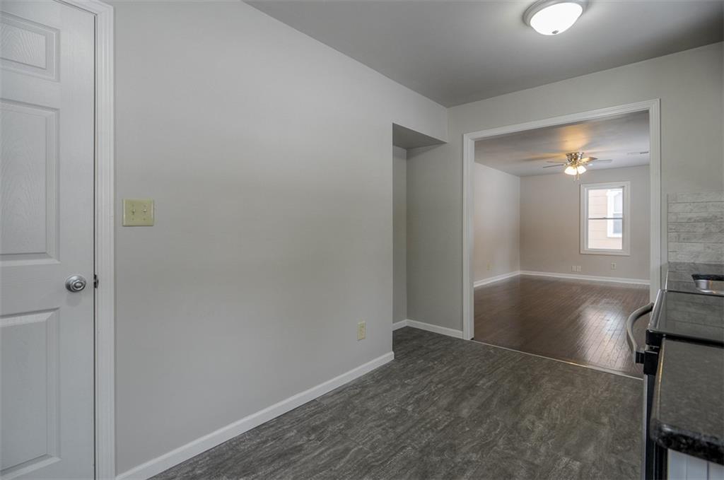 1709 N Dodgion Avenue Property Photo 11