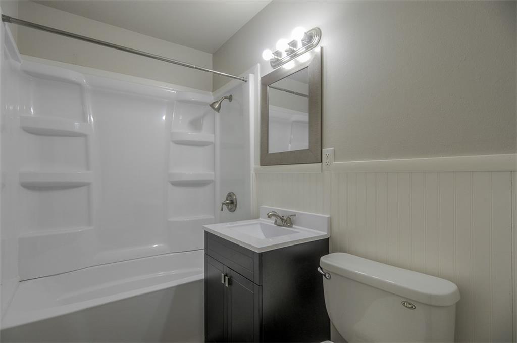 1709 N Dodgion Avenue Property Photo 13