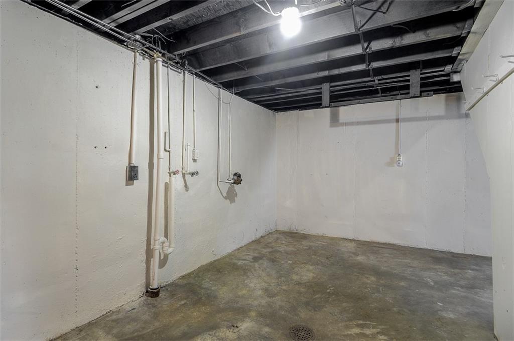 1709 N Dodgion Avenue Property Photo 18