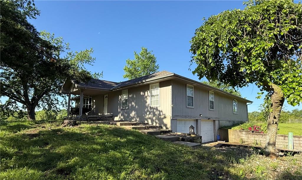 23820 S State Highway Ee Highway Property Photo 5
