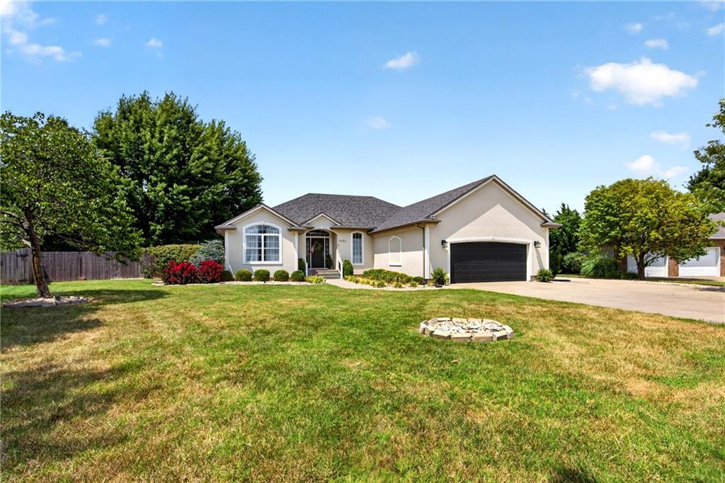 1203 Cedar Crest Drive Property Photo 2