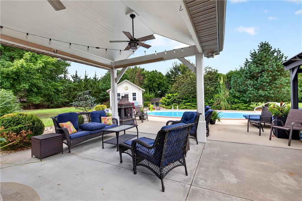 1203 Cedar Crest Drive Property Photo 12