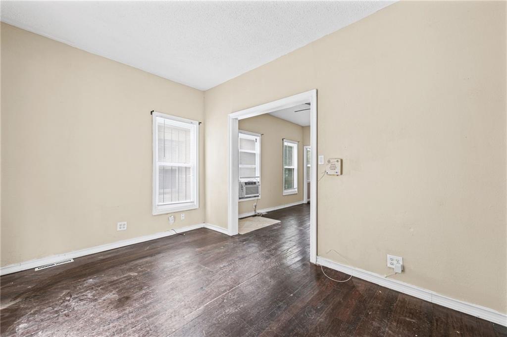 2930 Wabash Avenue Property Photo 7