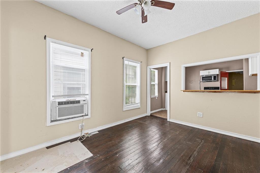 2930 Wabash Avenue Property Photo 8