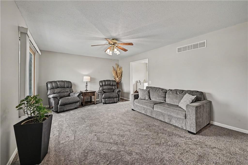 31455 Lyman Lane Property Photo 6