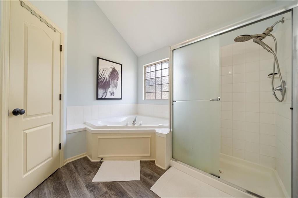 1511 Honeysuckle Drive Property Photo 21
