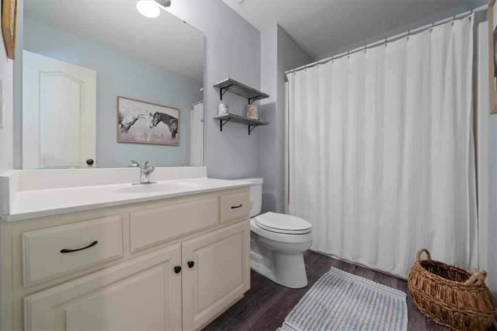 1511 Honeysuckle Drive Property Photo 25