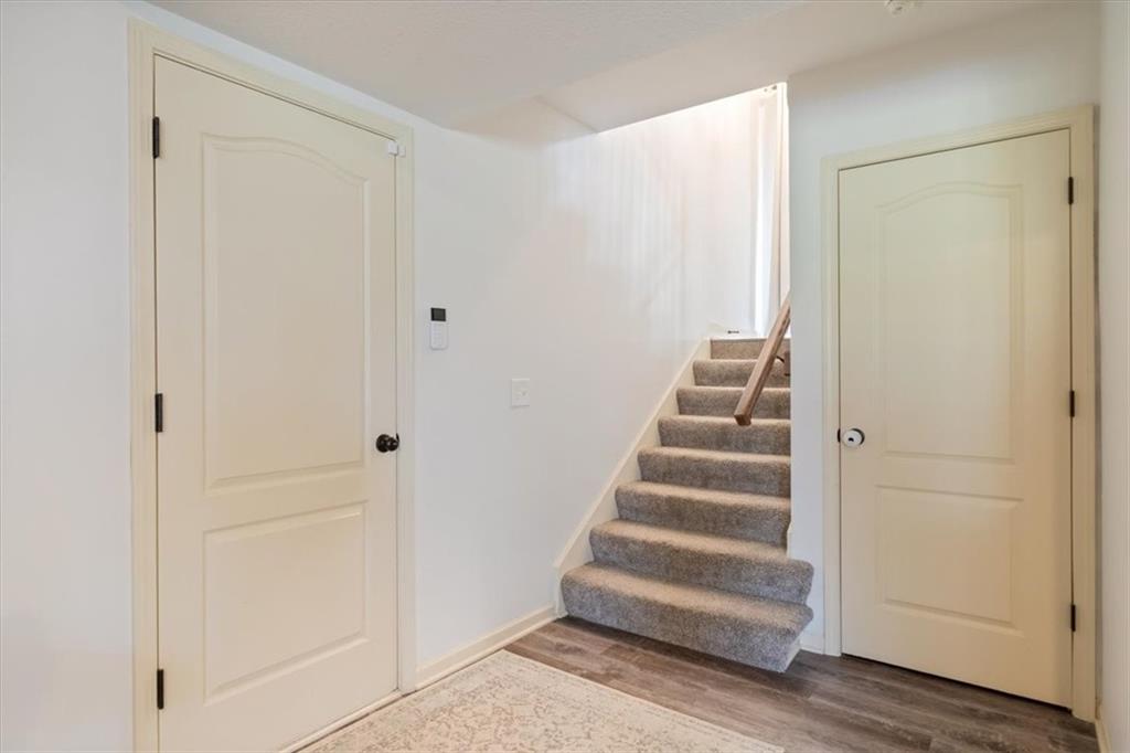 1511 Honeysuckle Drive Property Photo 26