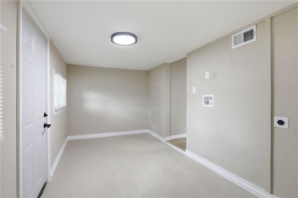 4734 Mission Road Property Photo 14