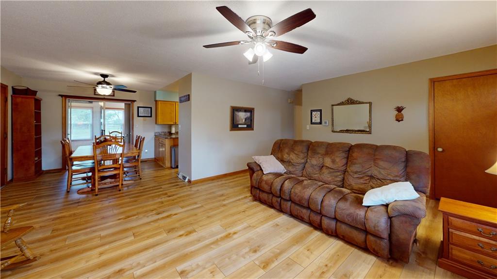 17165 S 1200 Road Property Photo 4
