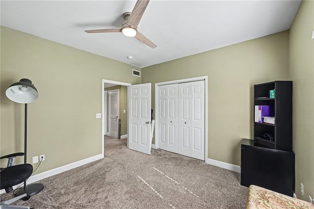 11607 Tomahawk Creek Parkway Property Photo 15