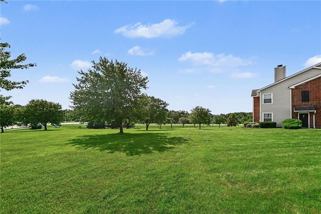 11607 Tomahawk Creek Parkway Property Photo 25