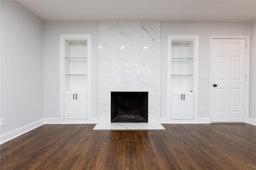9738 Howe Drive Property Photo 12
