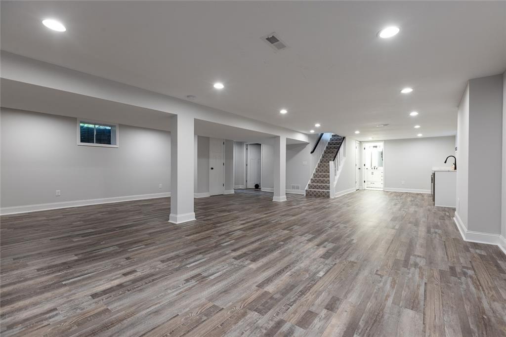 9738 Howe Drive Property Photo 31