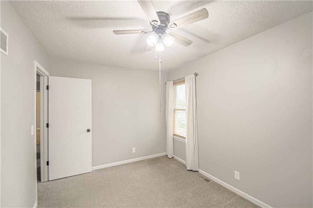 964 E Cavendish Trail Property Photo 17