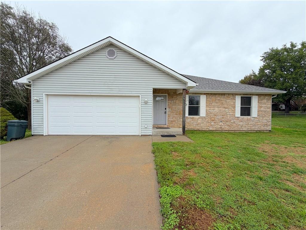 14 Sandi Circle Property Photo 1