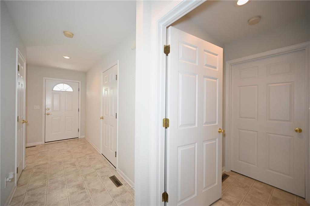 14 Sandi Circle Property Photo 10